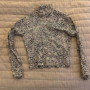 Brandy Melville Leopard Ribbed Turtleneck